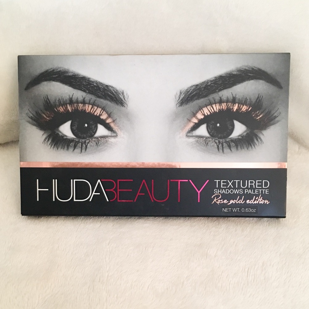 ✨Limited Edition✨ Huda Beauty Rose Gold Palette
